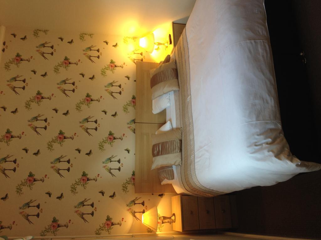 Bed and Breakfast The Bebington Экстерьер фото